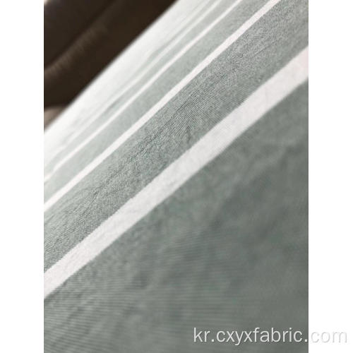 가정 직물을위한 줄무늬 털실 염색 된 직물 폴리 에스테